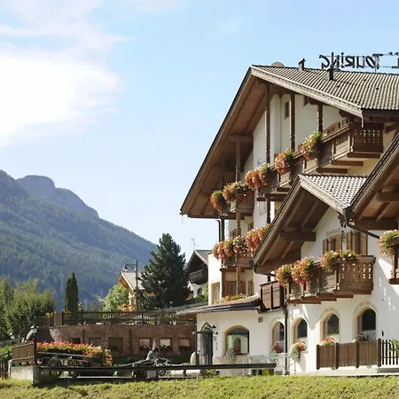 Hotel Alpine Touring Hotel-petfriendly 3*