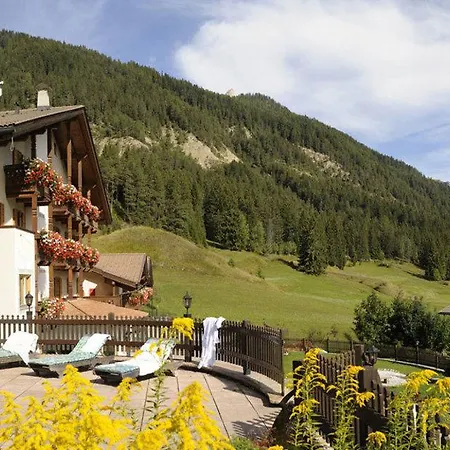 Alpine Touring Hotel-petfriendly 3*